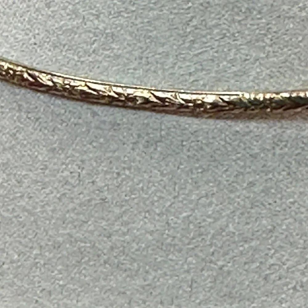Elegant Gold-Tone Textured Bangle Bracelet - Women
